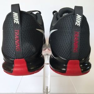 nike zoom train action